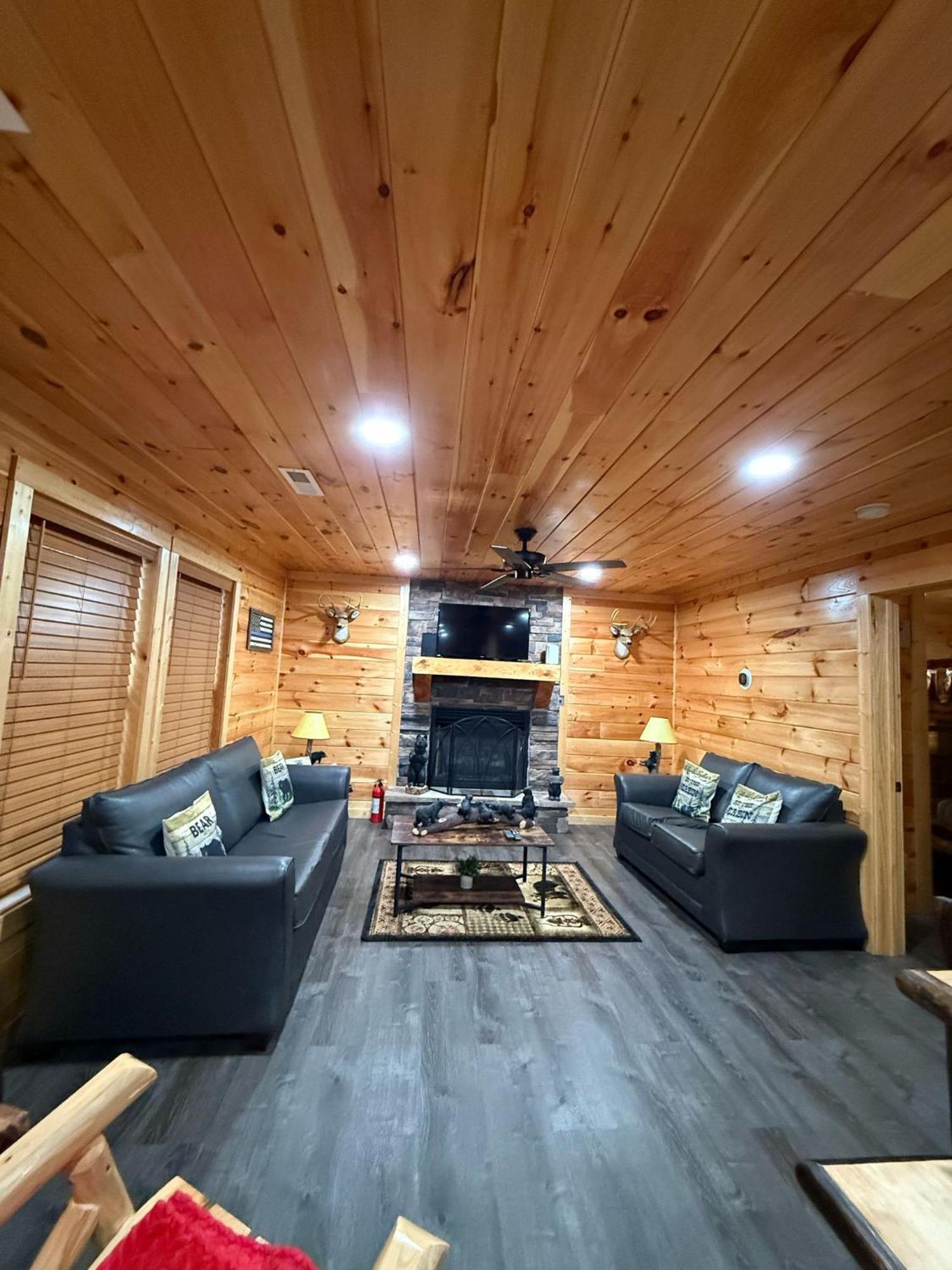 Paradise At The Smokies Cabin With Hot Tub! Sevierville Eksteriør billede