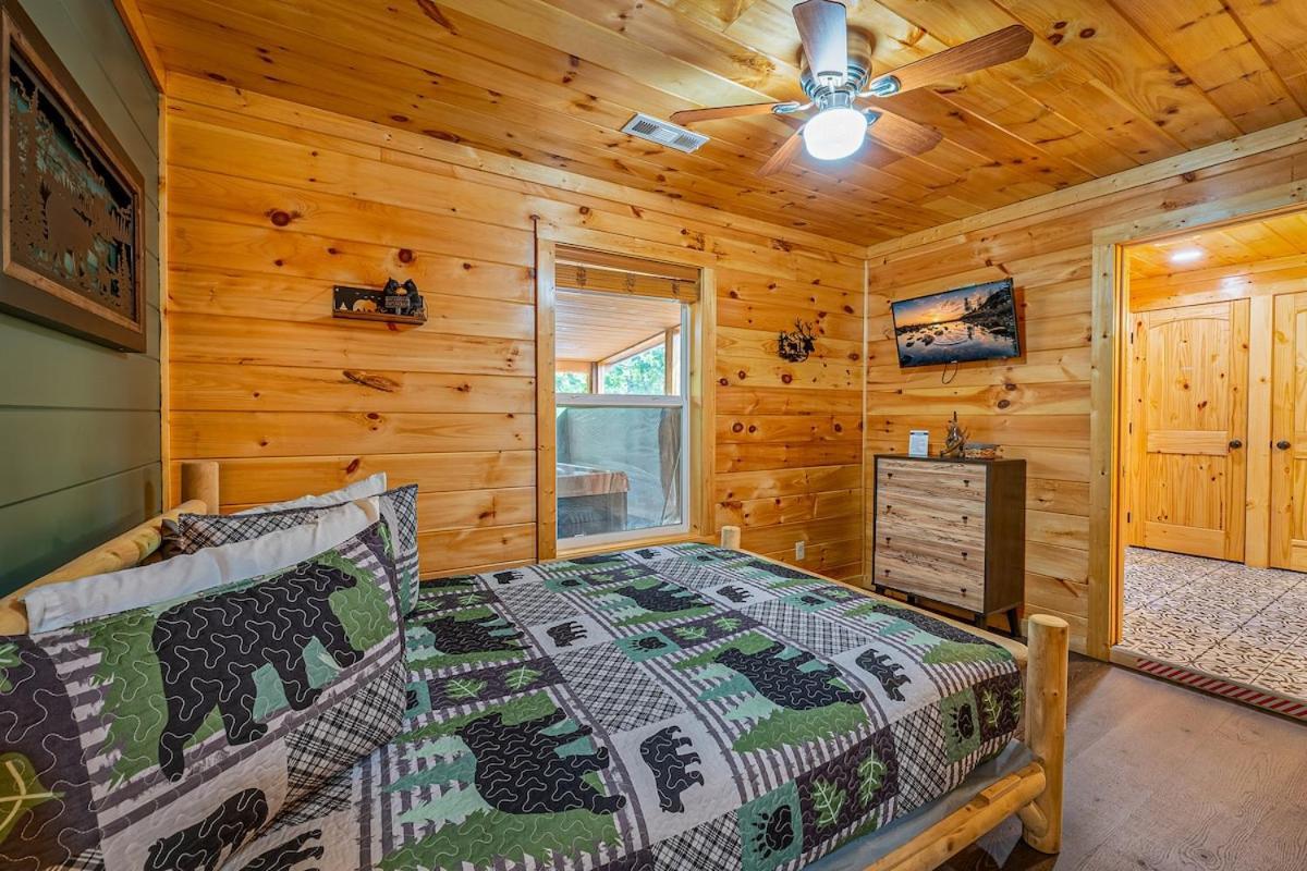 Paradise At The Smokies Cabin With Hot Tub! Sevierville Eksteriør billede