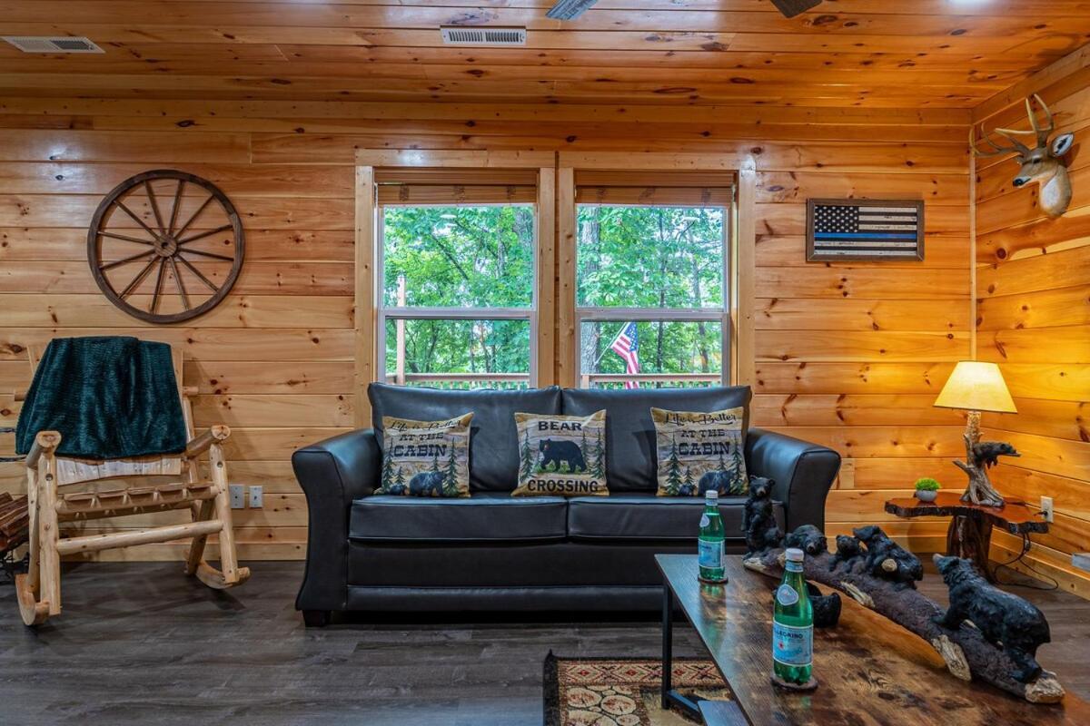Paradise At The Smokies Cabin With Hot Tub! Sevierville Eksteriør billede