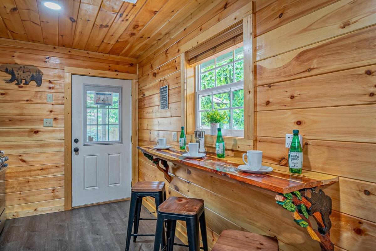 Paradise At The Smokies Cabin With Hot Tub! Sevierville Eksteriør billede